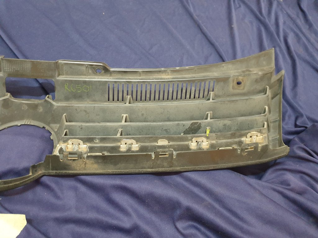 Volkswagen Polo Radiator Grille - Wear and Tear, Scratches