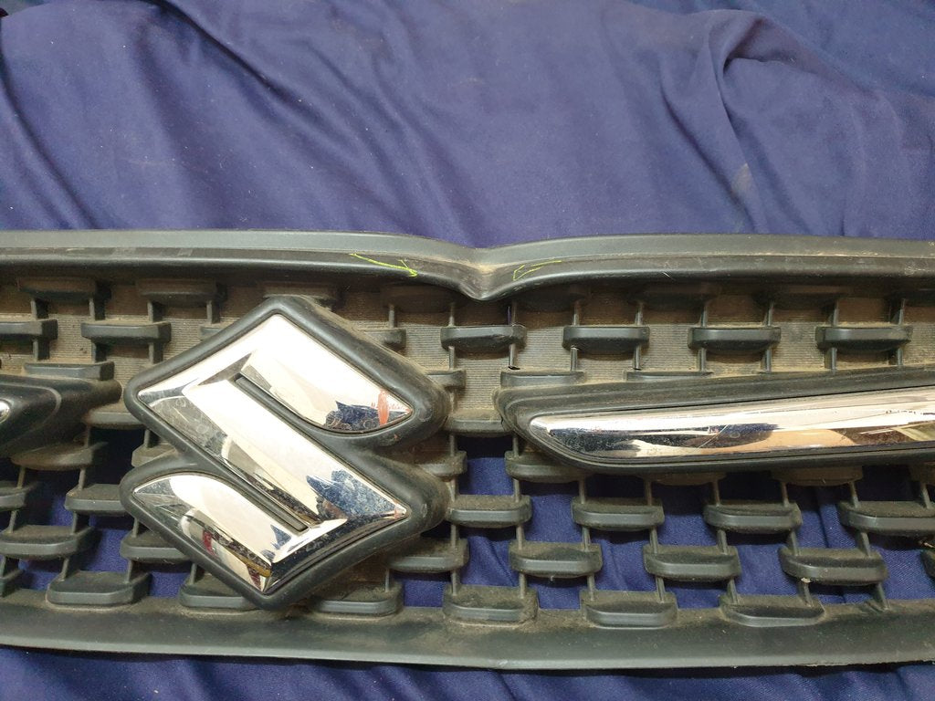 Suzuki Celerio Radiator Grille - Wear and Tear, Huge dent