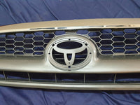 Toyota Aftermarket Hilux Radiator Grille