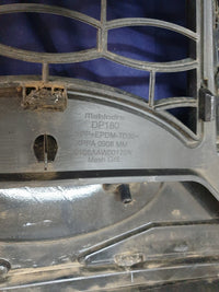 Mahindra XUV500 Radiator Grille - Wear and Tear, Clip/s broken