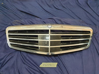 Mercedes-Benz E-Class W212 Radiator Grille - Scuffs, Chrome peeling