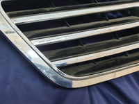 Mercedes-Benz E-Class W212 Radiator Grille - Scuffs, Chrome peeling
