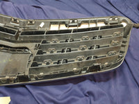 Mercedes-Benz E-Class W212 Radiator Grille - Scuffs, Chrome peeling