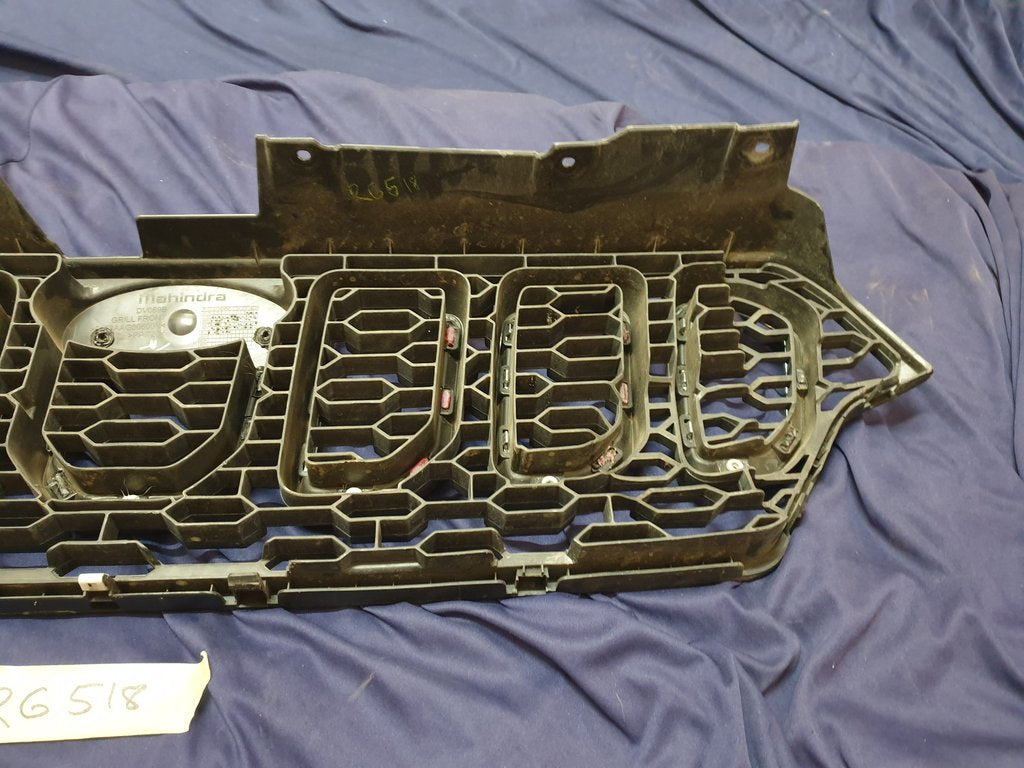 Mahindra Scorpio Radiator Grille - Wear and Tear