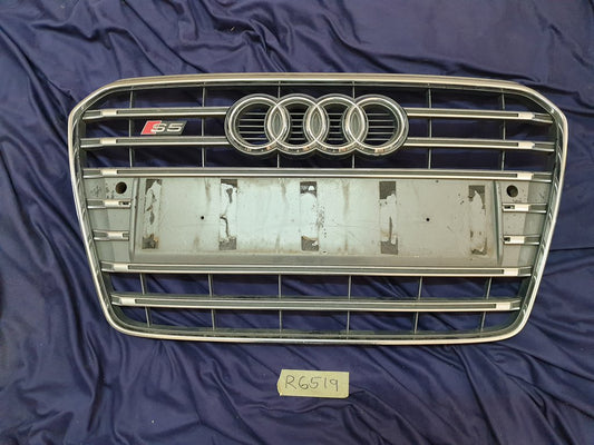 Audi S5 A5 Radiator Grille - Wear and Tear, Pitted Chrome
