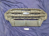 Ford Ecosport Radiator Grille - Wear and Tear, Crack
