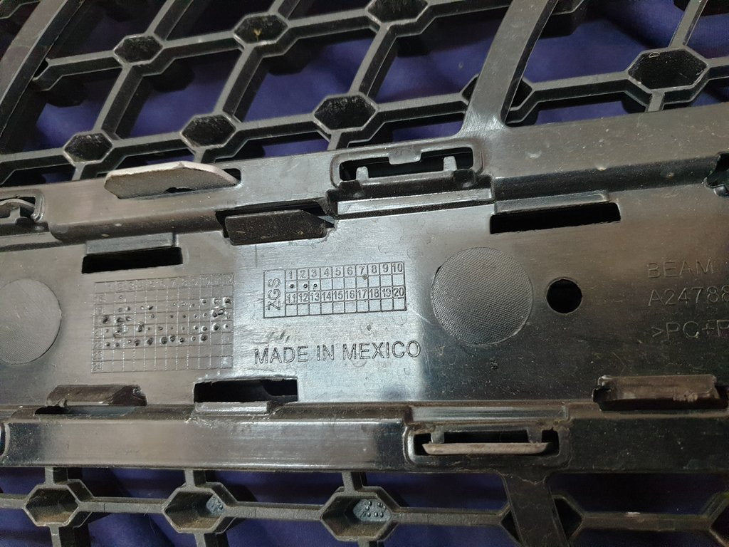 Mercedes-Benz GLB X247 Radiator Grille - Light Wear and Tear