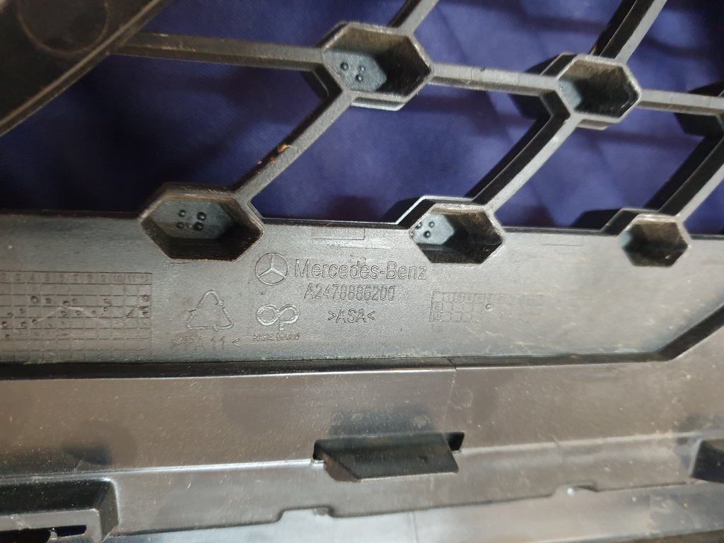 Mercedes-Benz GLB X247 Radiator Grille - Light Wear and Tear