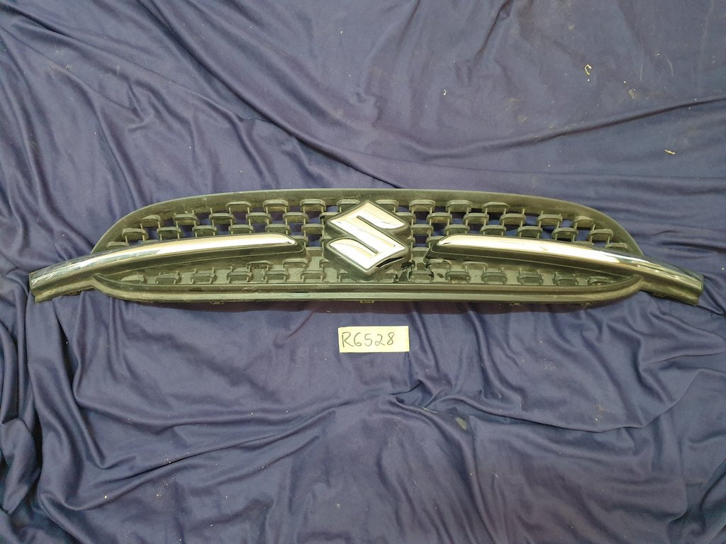 Suzuki Celerio Radiator Grille - Wear and Tear