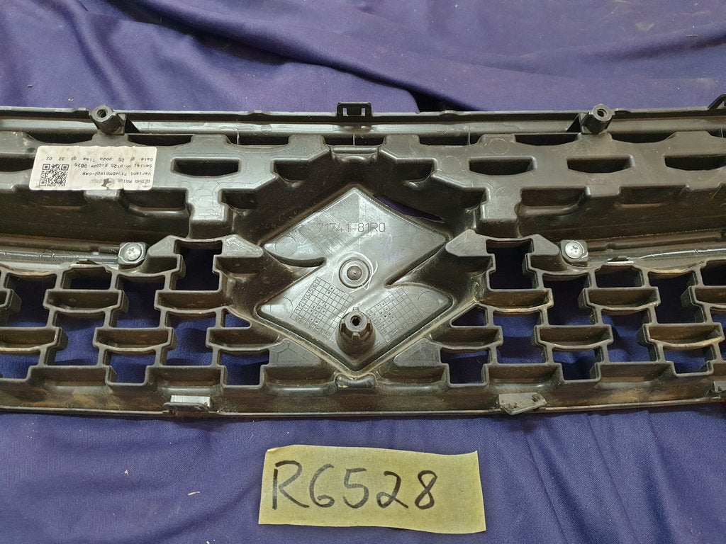 Suzuki Celerio Radiator Grille - Wear and Tear
