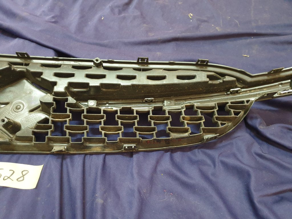 Suzuki Celerio Radiator Grille - Wear and Tear