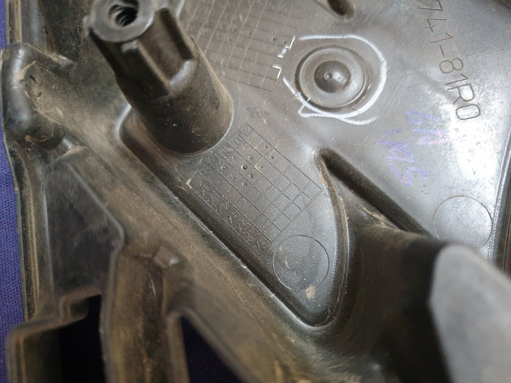 Suzuki Celerio Radiator Grille - Wear and Tear