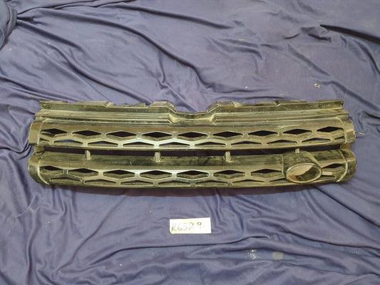 Land Rover Range Rover Radiator Grille - Wear and Tear, Clip/s broken