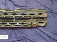 Land Rover Range Rover Radiator Grille - Wear and Tear, Clip/s broken