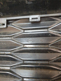 Original Used Mini Cooper S Sport F55 Radiator Grille - Wear and Tear, Trim broken
