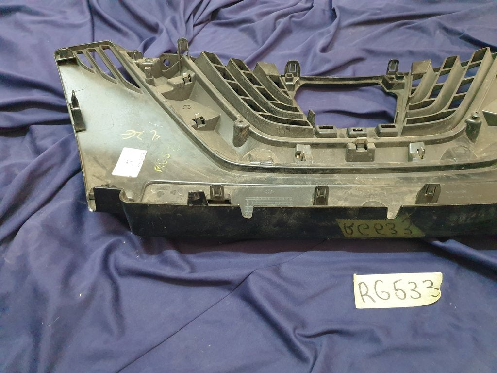 Nissan Micra Radiator Grille - Wear and Tear, Scratches