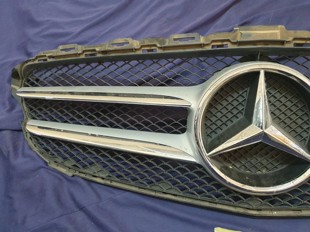 Mercedes-Benz C-Class W205 Radiator Grille - Acid Damage to Chromes and Cover