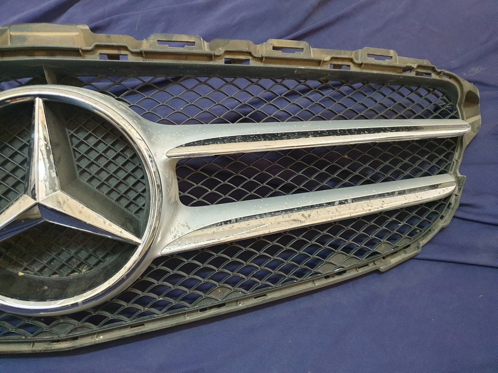Mercedes-Benz C-Class W205 Radiator Grille - Acid Damage to Chromes and Cover