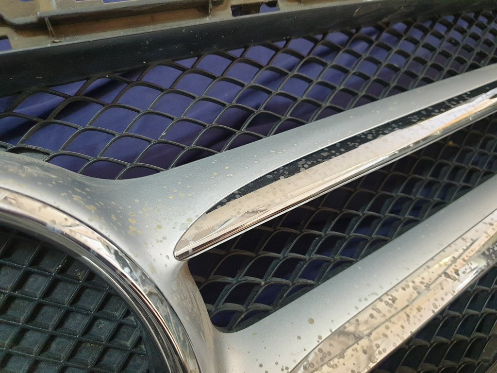 Mercedes-Benz C-Class W205 Radiator Grille - Acid Damage to Chromes and Cover