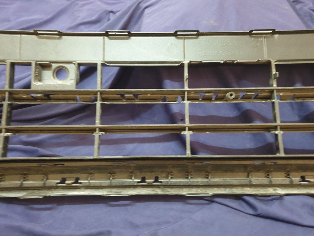 Volkswagen Tiguan Front Bumper Lower Grille