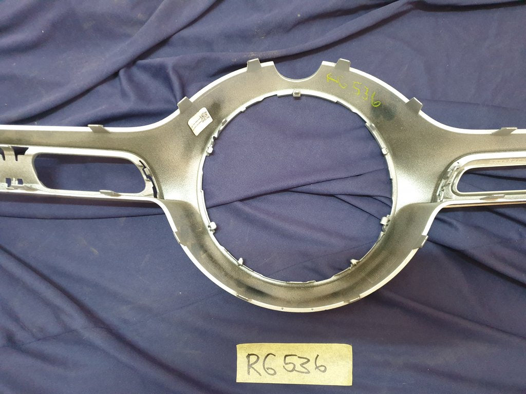 Mercedes-Benz GLA H247 Radiator Grille Cover - One Chrome Missing and Other Chrome Broken