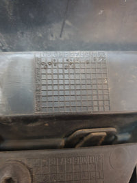 Volkswagen Golf VII 7 R-Line Radiator Grille - Light Wear and Tear, Rline badge damaged
