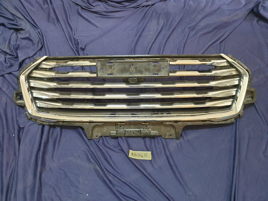 Haval Jolion Radiator Grille - Light Wear and Tear, Broken bracket