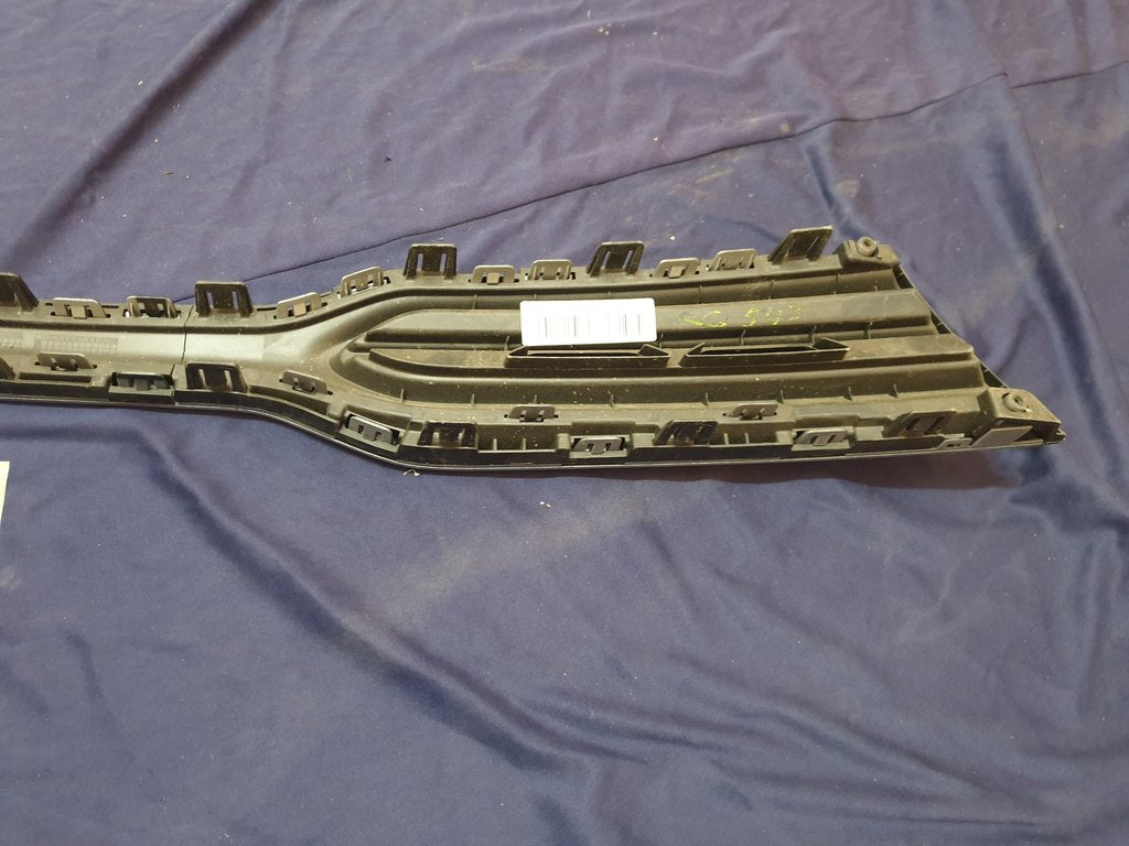 KIA Rio IV Radiator Grille - Wear and Tear, Plastic Break