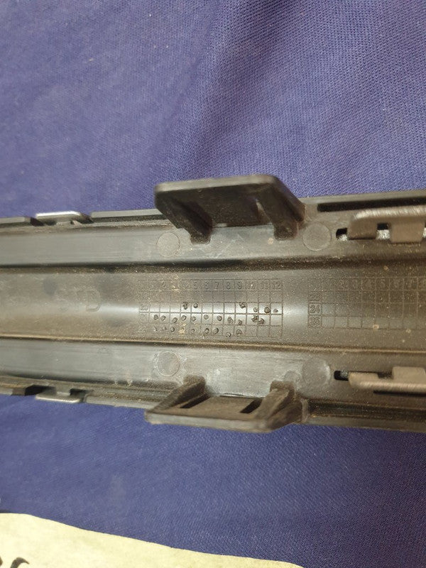 KIA Rio IV Radiator Grille - Wear and Tear, Plastic Break