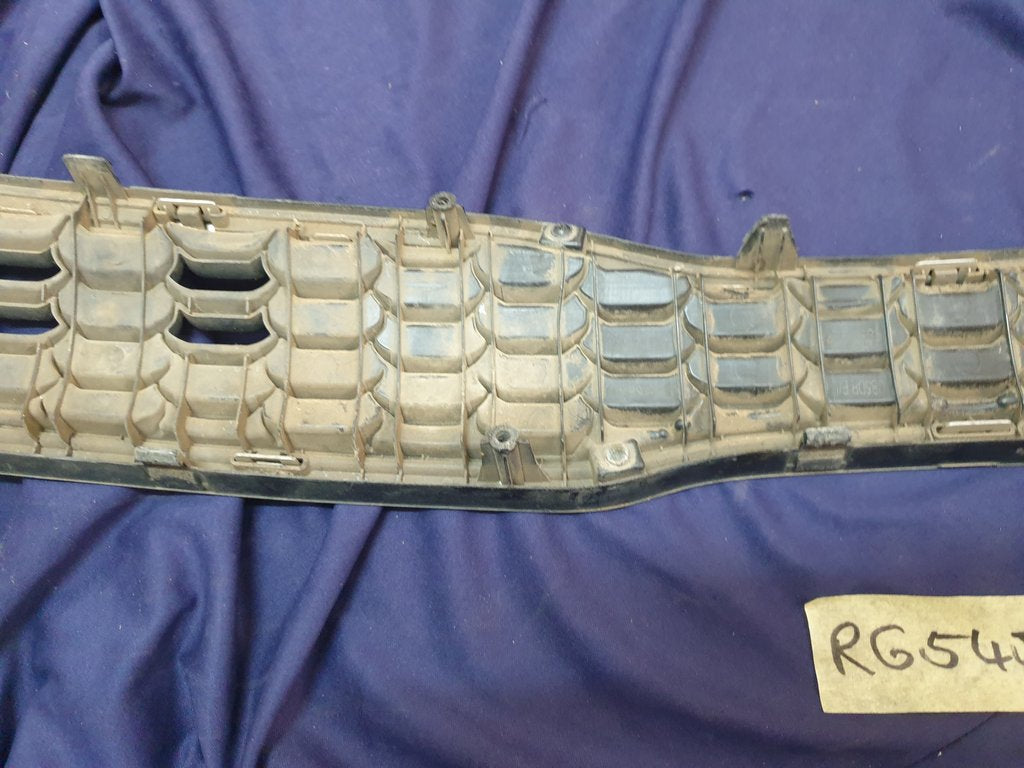 KIA Rio III Radiator Grille - Light Wear and Tear