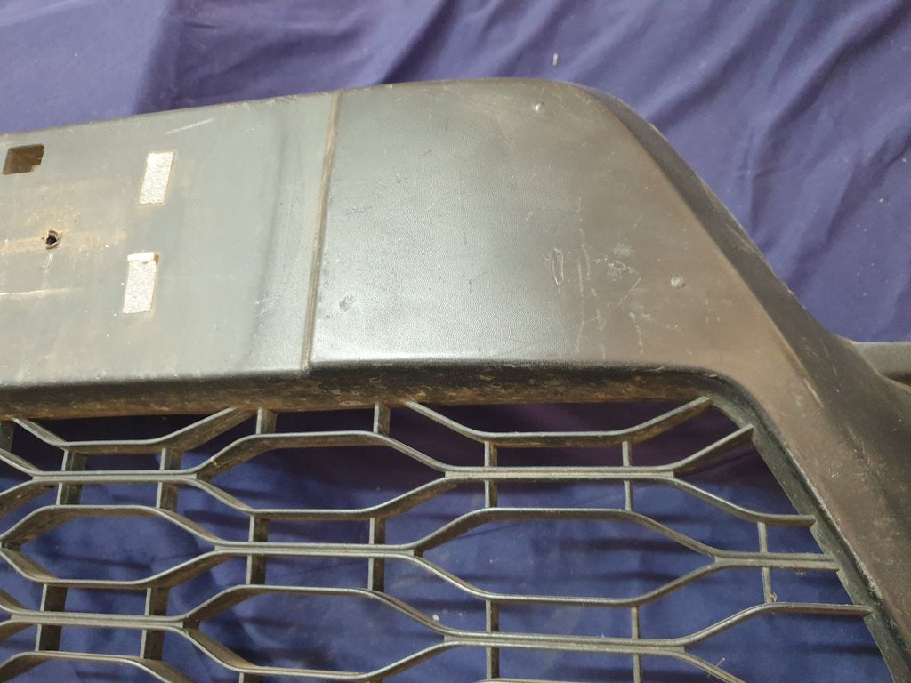 Renault Sandero Stepway Front Bumper Lower Grille - Broken clip/s
