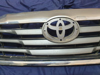 Toyota Hilux Radiator Grille - Wear and Tear, Clip/s broken