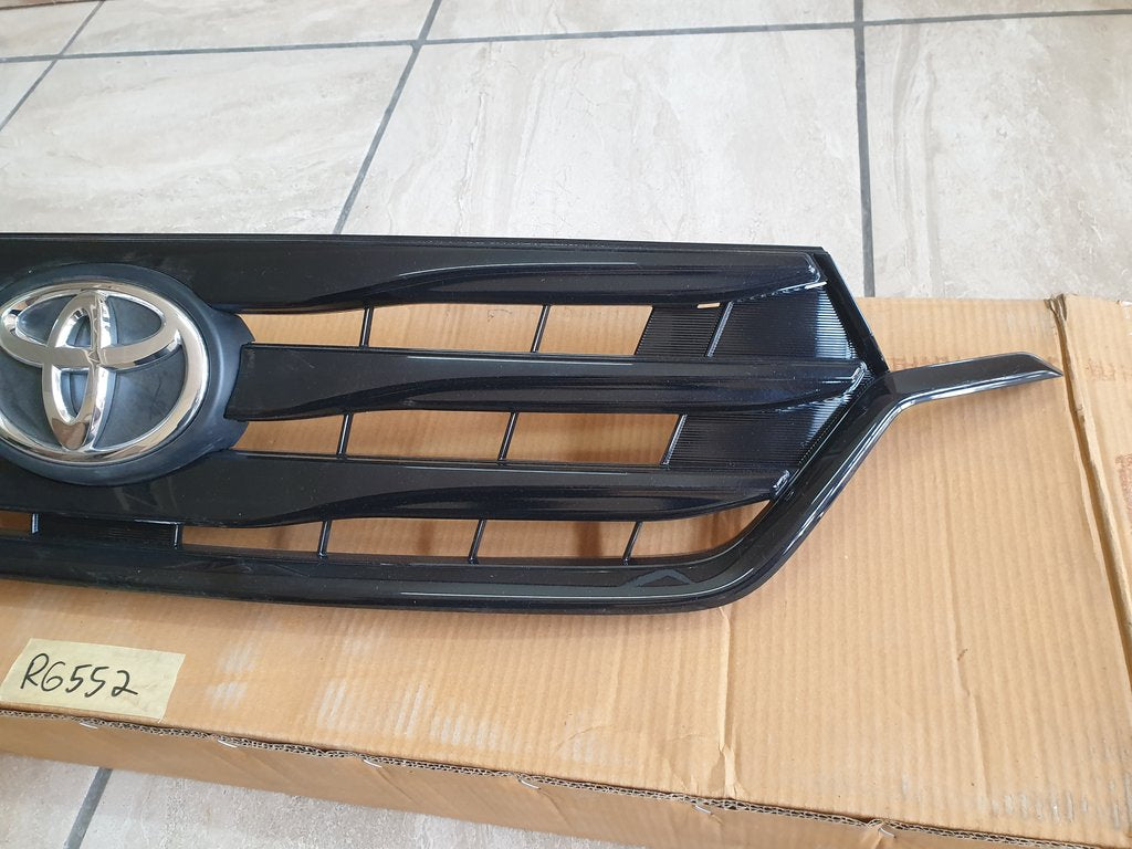 Toyota Rumion Radiator Grille