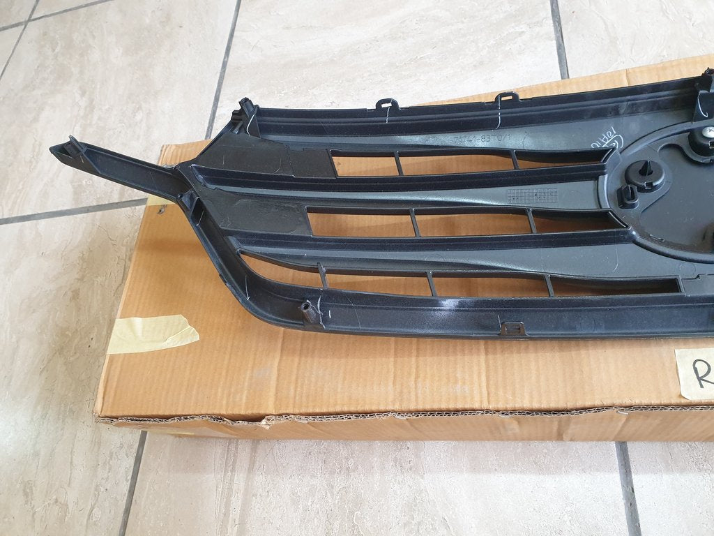 Toyota Rumion Radiator Grille
