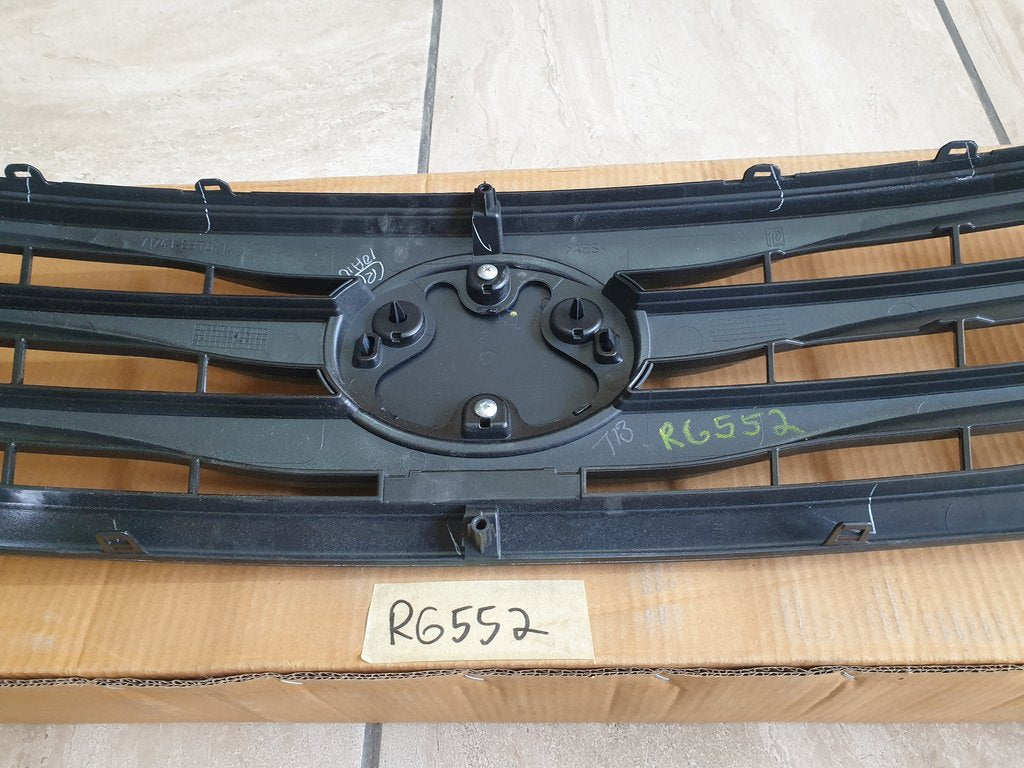Toyota Rumion Radiator Grille