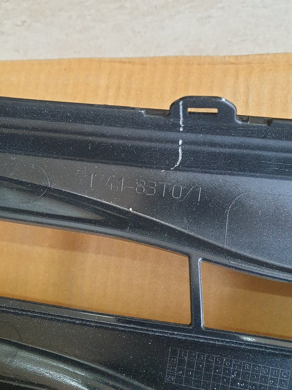 Toyota Rumion Radiator Grille