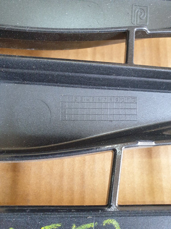 Toyota Rumion Radiator Grille