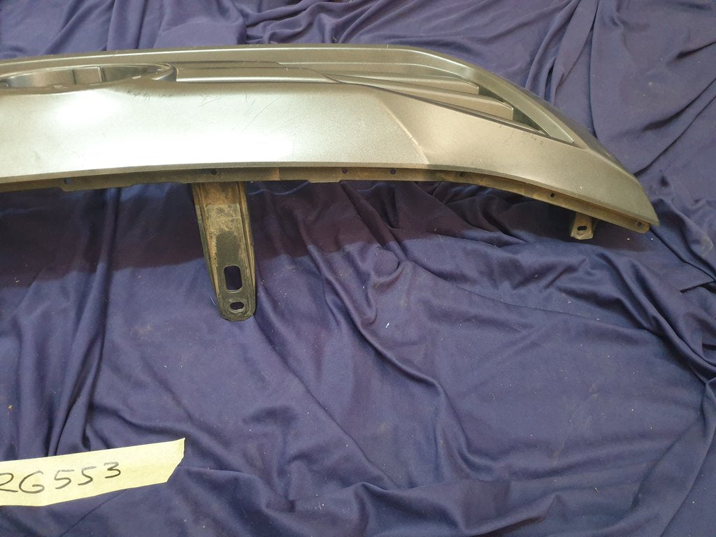 Toyota Aftermarket Hilux Radiator Grille - Wear and Tear