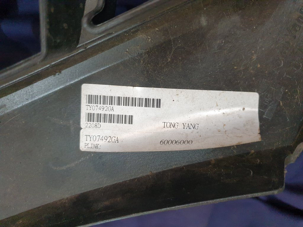 Toyota Aftermarket Hilux Radiator Grille - Wear and Tear