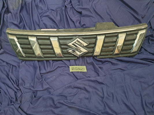 Suzuki Vitara Radiator Grille - Wear and Tear, Plastic Broken off