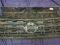 Volkswagen T-Cross Radiator Grille - Wear and Tear, Crack, Missing piece of broken frame