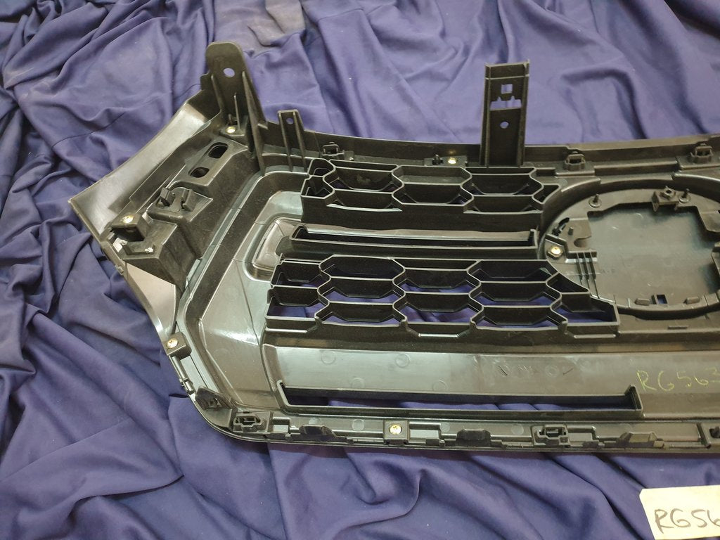 Toyota Aftermarket Hilux Radiator Grille