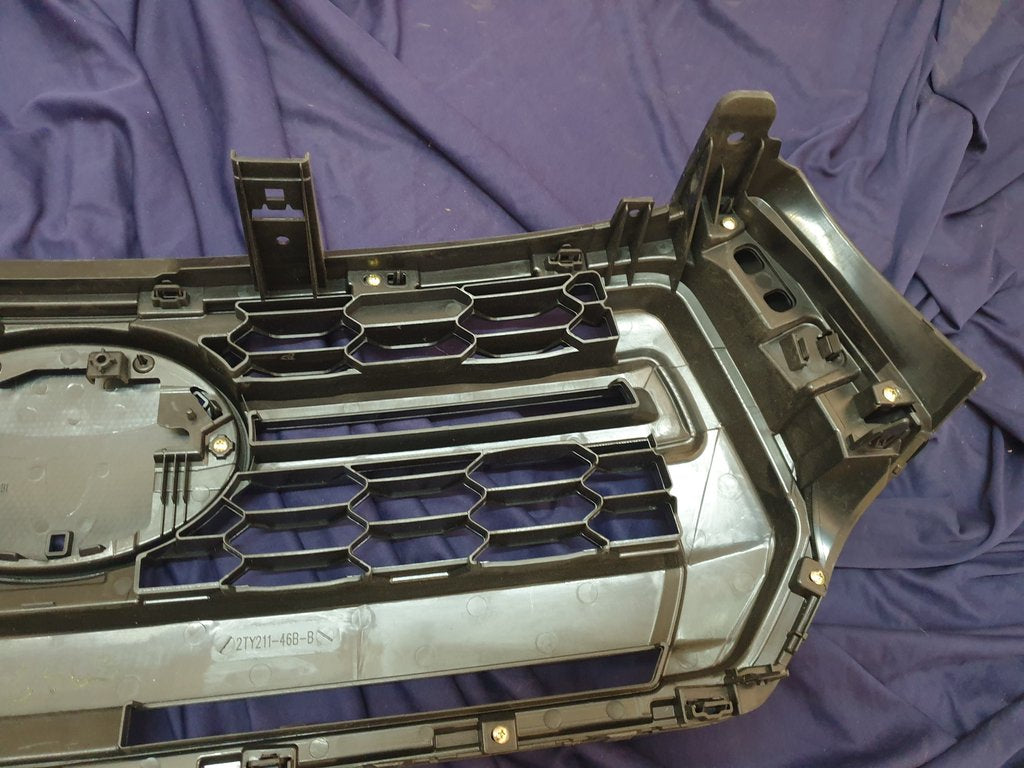 Toyota Aftermarket Hilux Radiator Grille