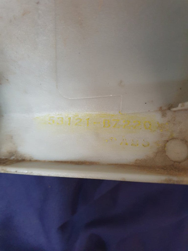 Toyota Avanza Radiator Grille Cover Moulding - Wear and Tear