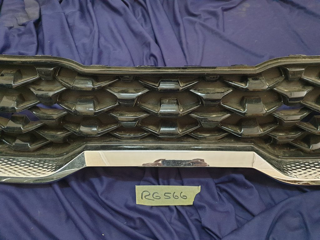 KIA Sonet Radiator Grille - Light Wear and Tear