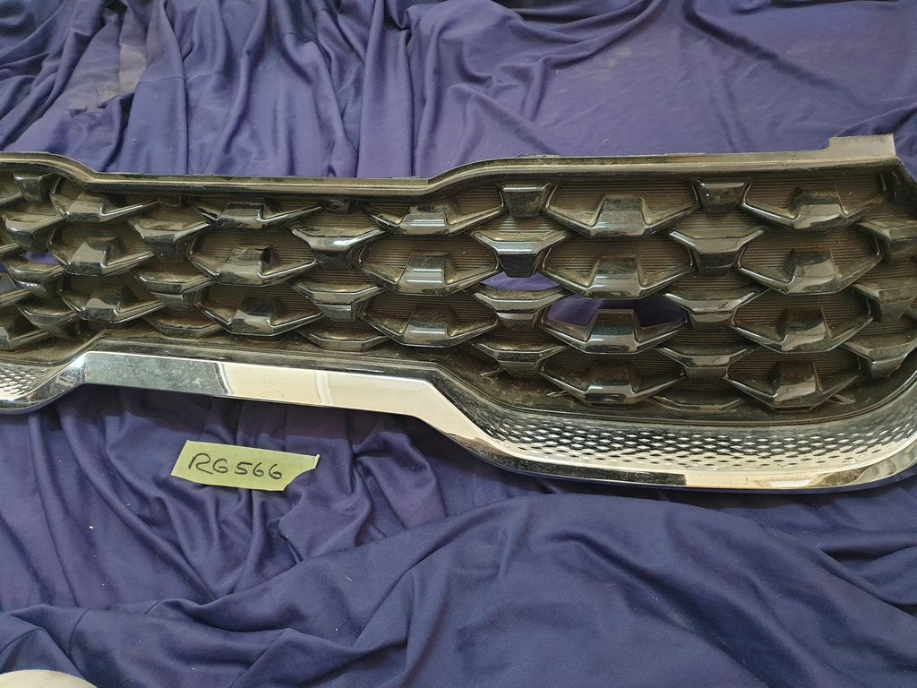 KIA Sonet Radiator Grille - Light Wear and Tear