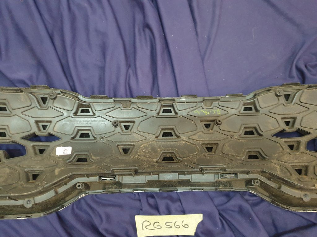 KIA Sonet Radiator Grille - Light Wear and Tear
