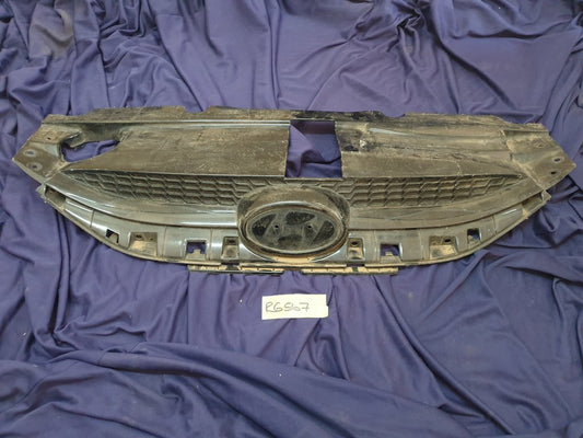 Hyundai ix35 Radiator Grille - Wear and Tear