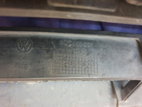 Volkswagen Polo Radiator Grille - Wear and Tear