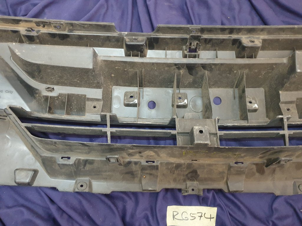Isuzu D-Max Radiator Grille Frame Inner